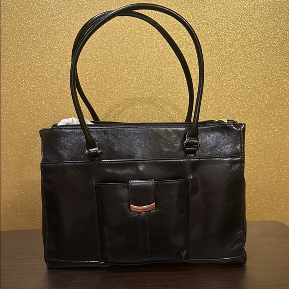 New Women's Giani Bernini Black Leather Shoulder Bag with Glossy Finish - Picture 2 of 15